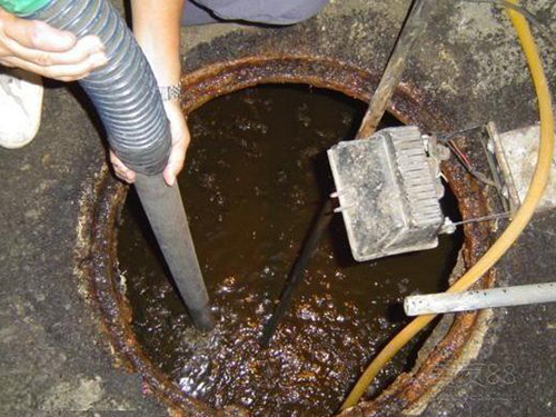 岗巴隔油池清理